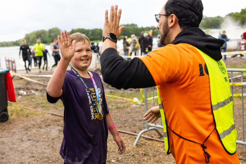 strong_viking_volunteer (6)