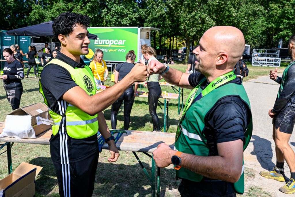 strong_viking_volunteer (8)